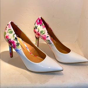 Printed Pumps
